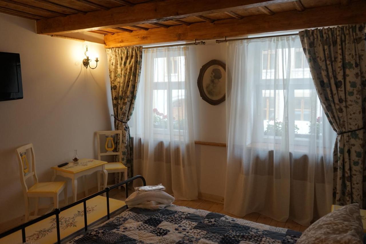 Crown Of Karolina Apartment Brasov Exterior photo
